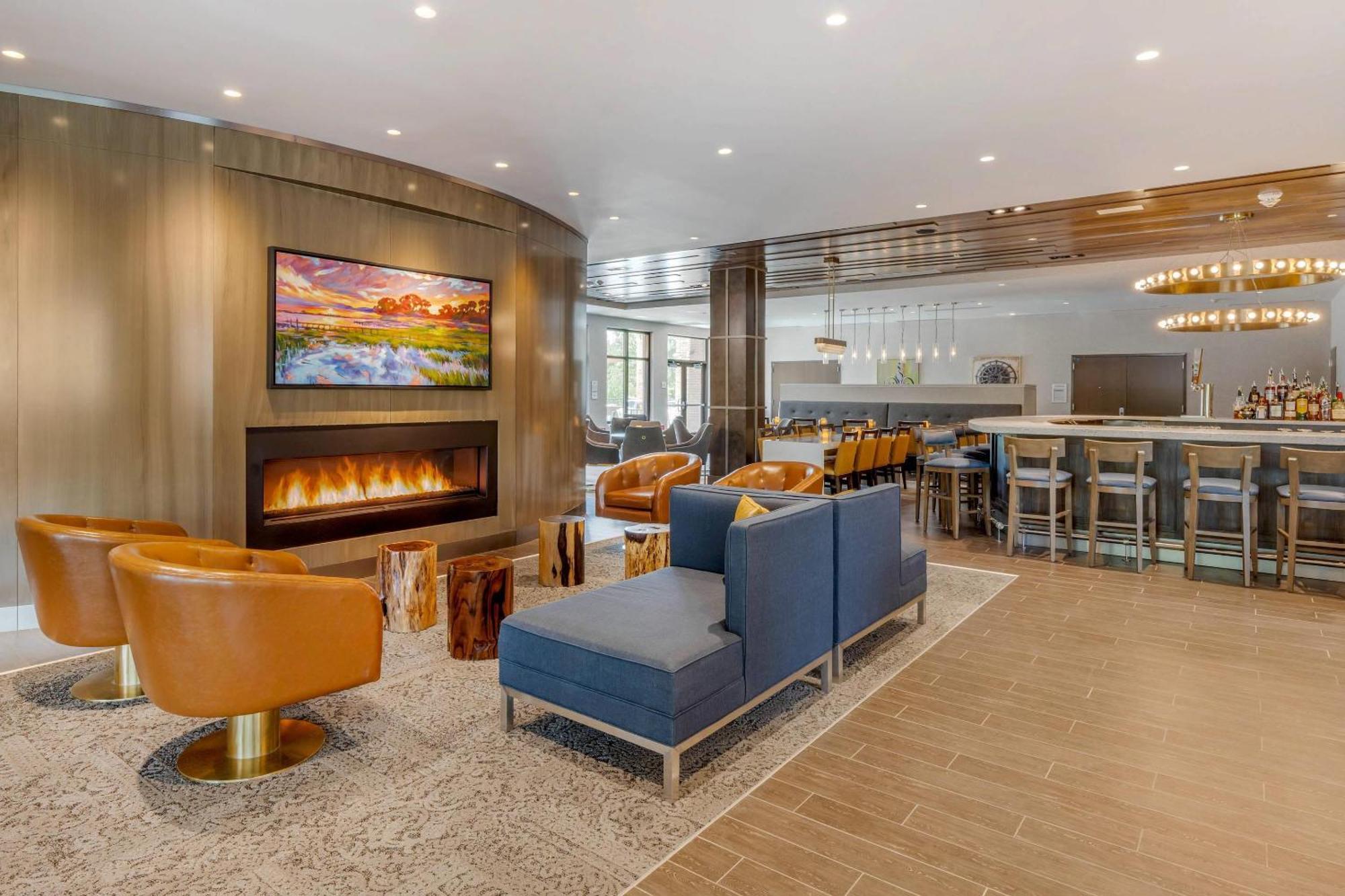 Hotel Cambria Riverview